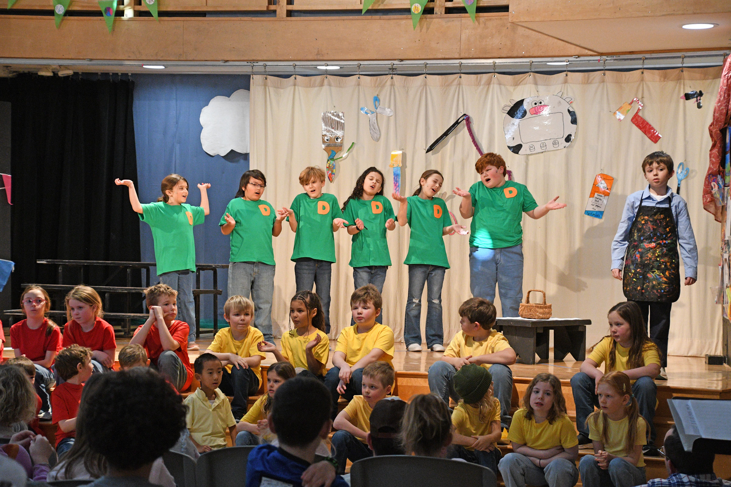 Grade 1–3 students perform The Artful Dodger.